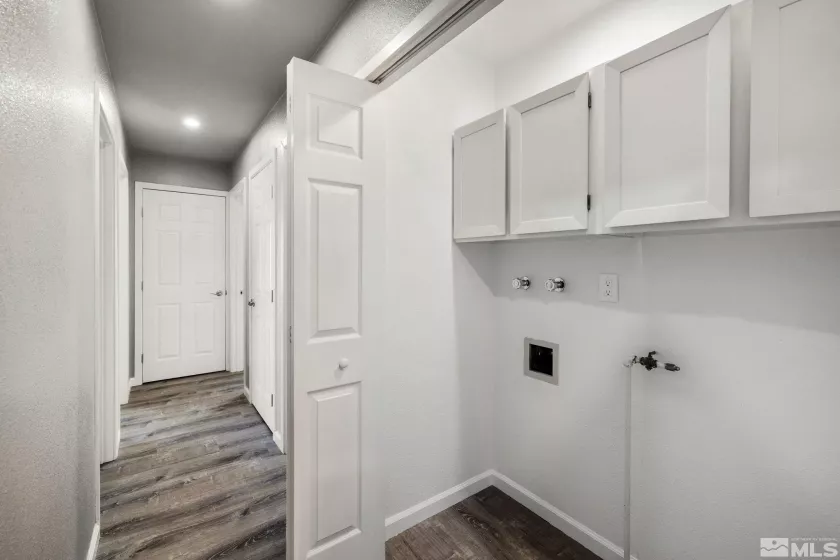 3390 Cashill, Reno, Nevada 89509, 3 Bedrooms Bedrooms, ,2 BathroomsBathrooms,Residential,Residential,Cashill,250004630