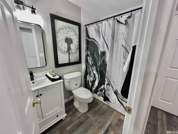 7100 Lindsey, Sparks, Nevada 89436, 3 Bedrooms Bedrooms, ,2 BathroomsBathrooms,Residential,Residential,Lindsey,250004634