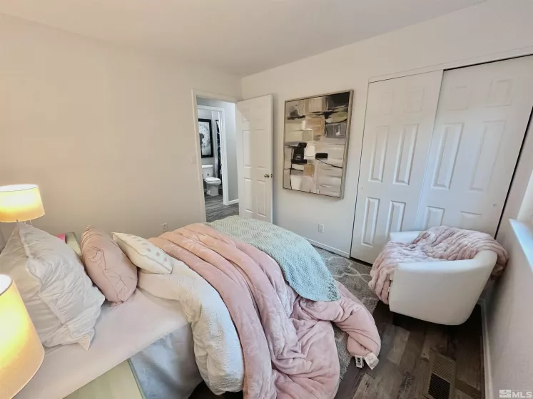 7100 Lindsey, Sparks, Nevada 89436, 3 Bedrooms Bedrooms, ,2 BathroomsBathrooms,Residential,Residential,Lindsey,250004634