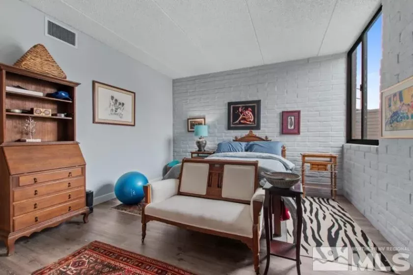1200 Riverside, Reno, Nevada 89503, 2 Bedrooms Bedrooms, ,2 BathroomsBathrooms,Residential,Residential,Riverside,240014673