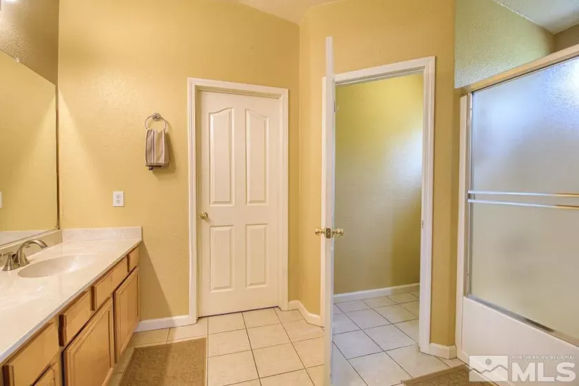 2078 Tivoli, Sparks, Nevada 89434, 3 Bedrooms Bedrooms, ,3 BathroomsBathrooms,Residential,Residential,Tivoli,250004526