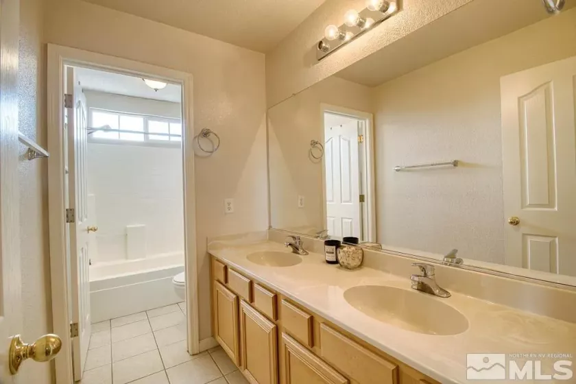 2078 Tivoli, Sparks, Nevada 89434, 3 Bedrooms Bedrooms, ,3 BathroomsBathrooms,Residential,Residential,Tivoli,250004526