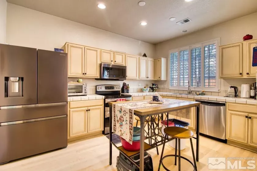 2078 Tivoli, Sparks, Nevada 89434, 3 Bedrooms Bedrooms, ,3 BathroomsBathrooms,Residential,Residential,Tivoli,250004526