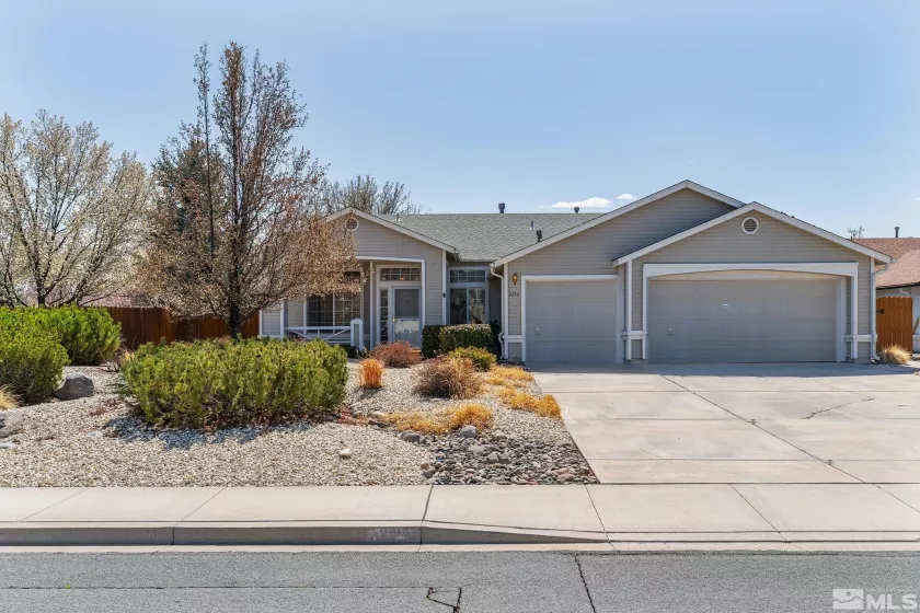 3131 Manzana, Sparks, Nevada 89436, 3 Bedrooms Bedrooms, ,2 BathroomsBathrooms,Residential,Residential,Manzana,250004530