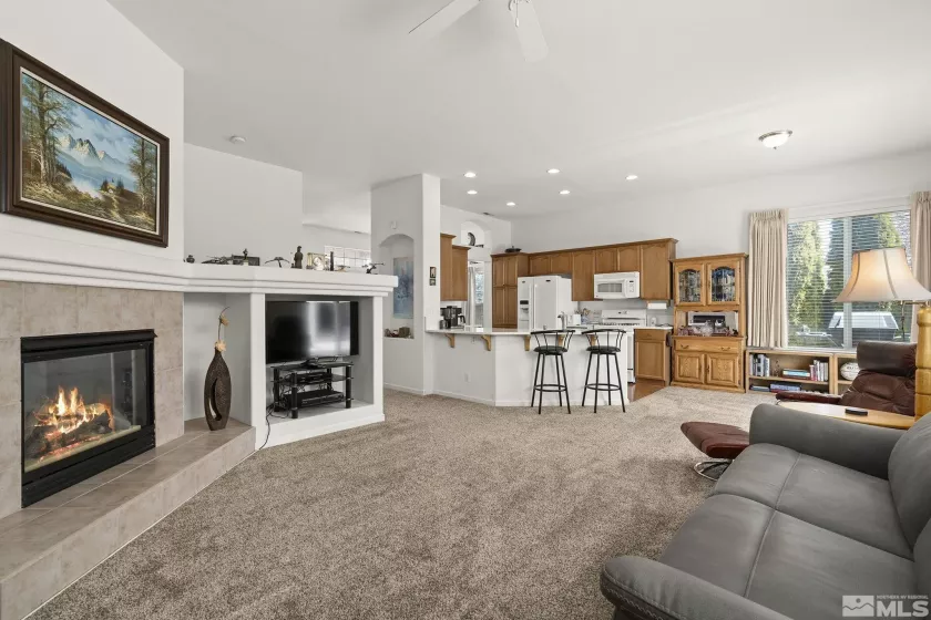 3131 Manzana, Sparks, Nevada 89436, 3 Bedrooms Bedrooms, ,2 BathroomsBathrooms,Residential,Residential,Manzana,250004530