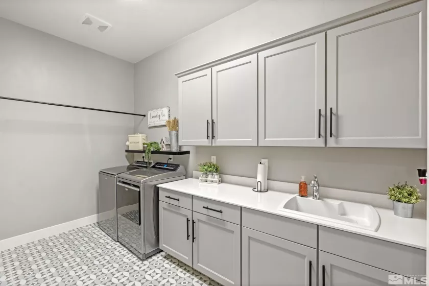 3060 Bristol, Reno, Nevada 89521, 3 Bedrooms Bedrooms, ,3 BathroomsBathrooms,Residential,Residential,Bristol,250004551