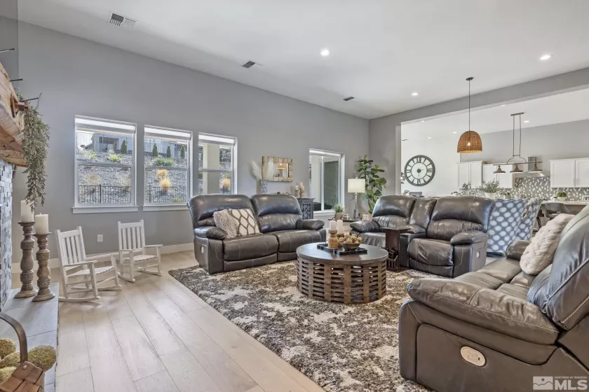 3060 Bristol, Reno, Nevada 89521, 3 Bedrooms Bedrooms, ,3 BathroomsBathrooms,Residential,Residential,Bristol,250004551