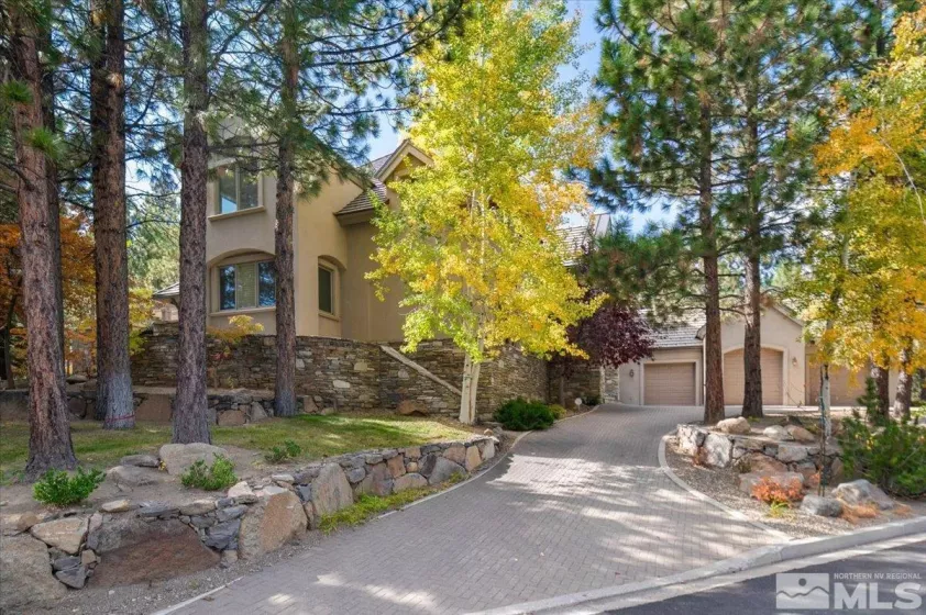 5680 Lausanne, Reno, Nevada 89511, 4 Bedrooms Bedrooms, ,5 BathroomsBathrooms,Residential,Residential,Lausanne,250004531