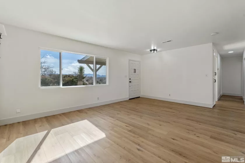 19 Sandefer, Dayton, Nevada 89403, 2 Bedrooms Bedrooms, ,2 BathroomsBathrooms,Residential,Residential,Sandefer,250002301