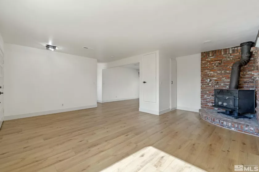 19 Sandefer, Dayton, Nevada 89403, 2 Bedrooms Bedrooms, ,2 BathroomsBathrooms,Residential,Residential,Sandefer,250002301