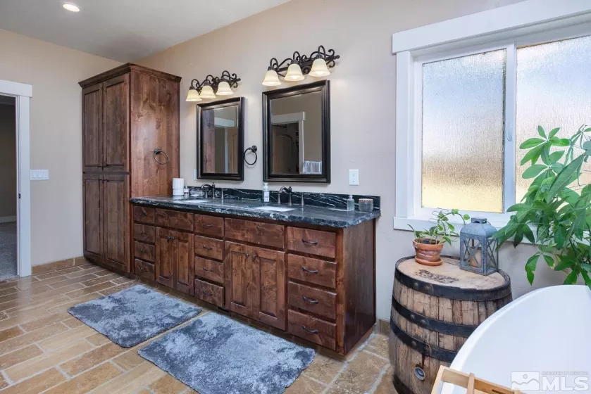 4842 Oran, Fallon, Nevada 89406, 3 Bedrooms Bedrooms, ,2 BathroomsBathrooms,Residential,Residential,Oran,250003201