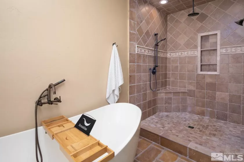 4842 Oran, Fallon, Nevada 89406, 3 Bedrooms Bedrooms, ,2 BathroomsBathrooms,Residential,Residential,Oran,250003201
