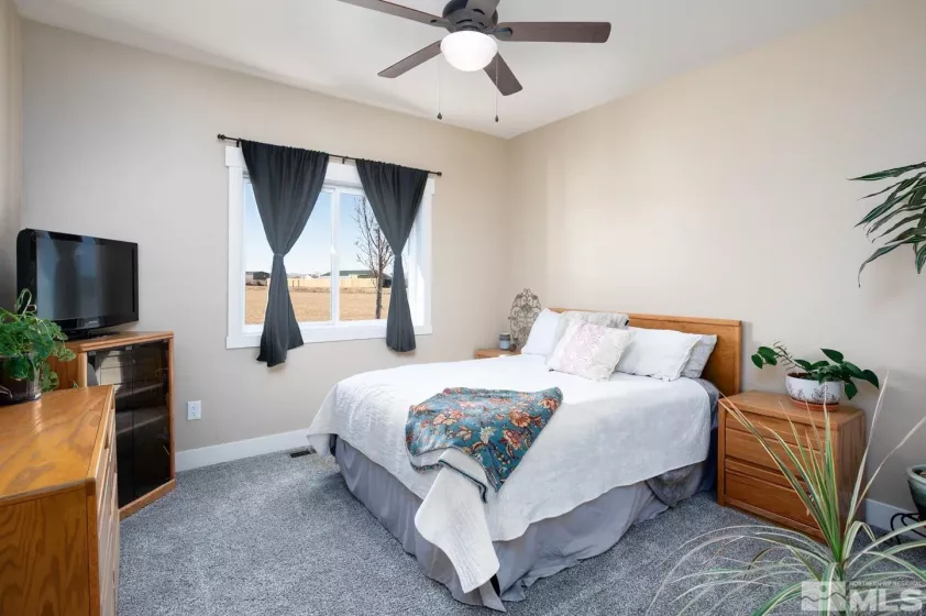 4842 Oran, Fallon, Nevada 89406, 3 Bedrooms Bedrooms, ,2 BathroomsBathrooms,Residential,Residential,Oran,250003201