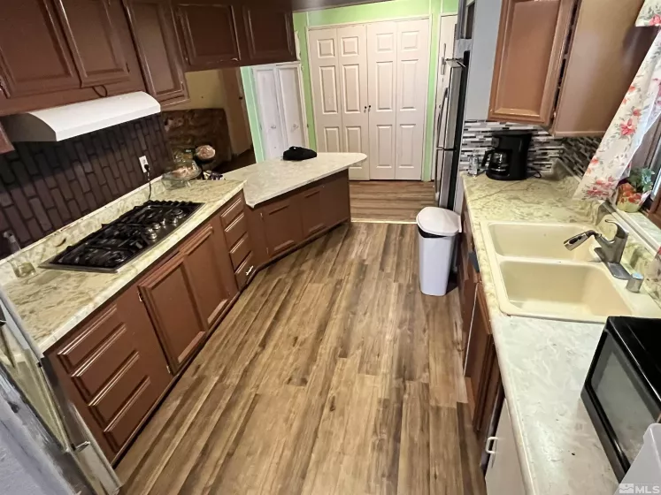425 Randon, Fernley, Nevada 89408, 3 Bedrooms Bedrooms, ,2 BathroomsBathrooms,Residential,Residential,Randon,240000746