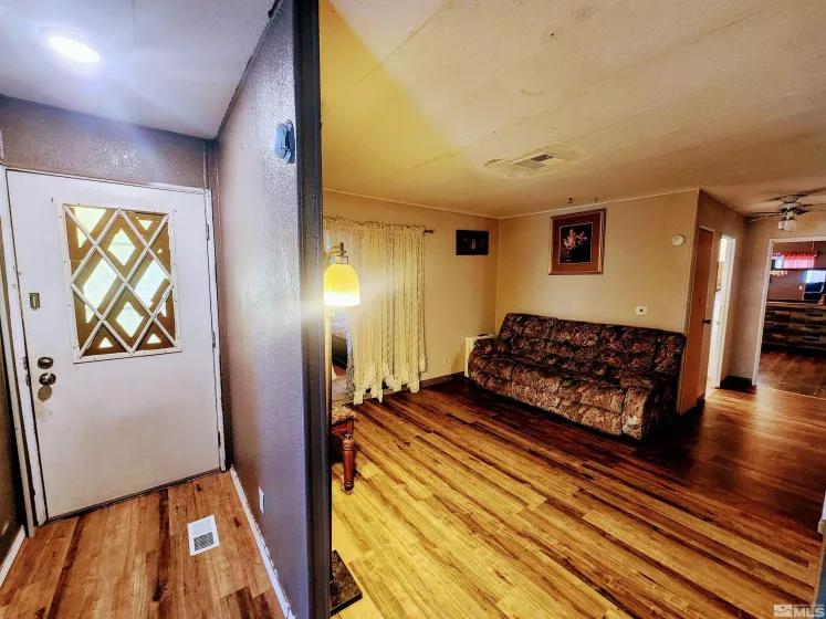 425 Randon, Fernley, Nevada 89408, 3 Bedrooms Bedrooms, ,2 BathroomsBathrooms,Residential,Residential,Randon,240000746