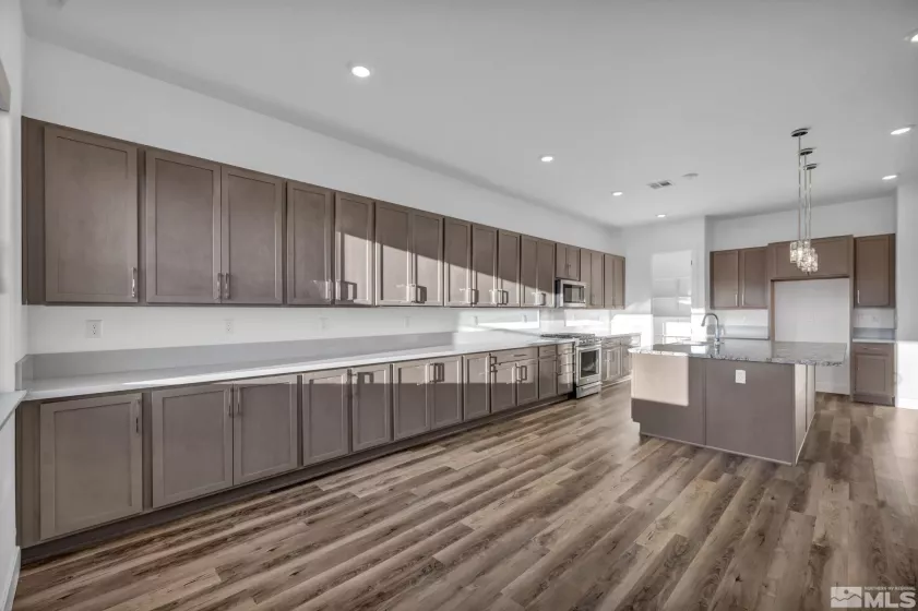 11651 Sugarloaf Peak, Sparks, Nevada 89441, 4 Bedrooms Bedrooms, ,3 BathroomsBathrooms,Residential,Residential,Sugarloaf Peak,250002934