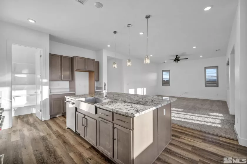 11651 Sugarloaf Peak, Sparks, Nevada 89441, 4 Bedrooms Bedrooms, ,3 BathroomsBathrooms,Residential,Residential,Sugarloaf Peak,250002934