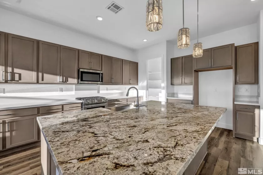 11651 Sugarloaf Peak, Sparks, Nevada 89441, 4 Bedrooms Bedrooms, ,3 BathroomsBathrooms,Residential,Residential,Sugarloaf Peak,250002934