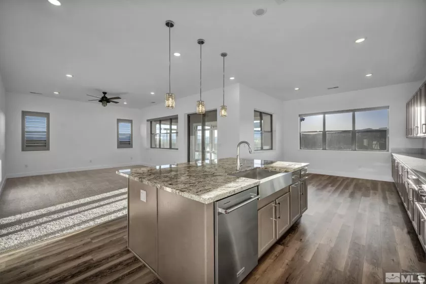 11651 Sugarloaf Peak, Sparks, Nevada 89441, 4 Bedrooms Bedrooms, ,3 BathroomsBathrooms,Residential,Residential,Sugarloaf Peak,250002934