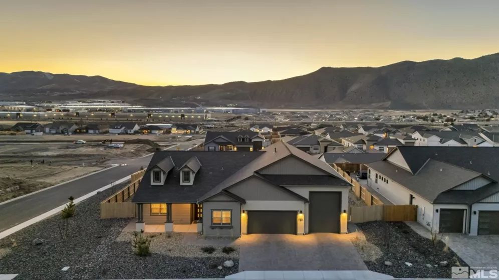 11651 Sugarloaf Peak, Sparks, Nevada 89441, 4 Bedrooms Bedrooms, ,3 BathroomsBathrooms,Residential,Residential,Sugarloaf Peak,250002934