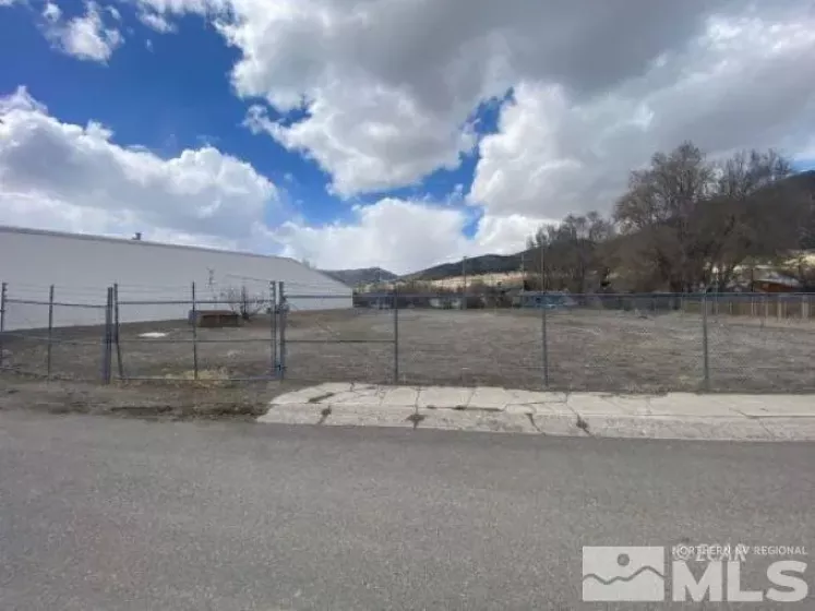 201 Ogden, Ely, Nevada 89301, ,Commercial Sale,Residential,Ogden,250004466