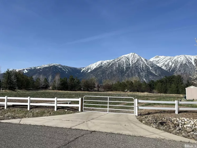 950 Heavenly View, Gardnerville, Nevada 89460, ,Land,Residential,Heavenly View,250004462