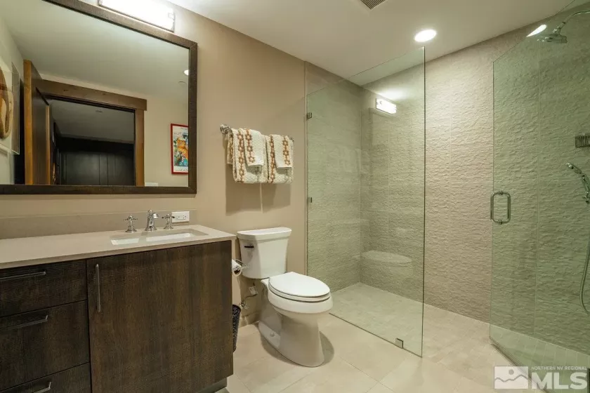 9 Beach, Stateline, Nevada 89449, 2 Bedrooms Bedrooms, ,3 BathroomsBathrooms,Residential,Residential,Beach,250001042