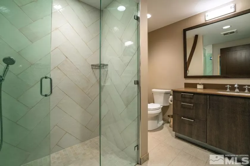 9 Beach, Stateline, Nevada 89449, 2 Bedrooms Bedrooms, ,3 BathroomsBathrooms,Residential,Residential,Beach,250001042