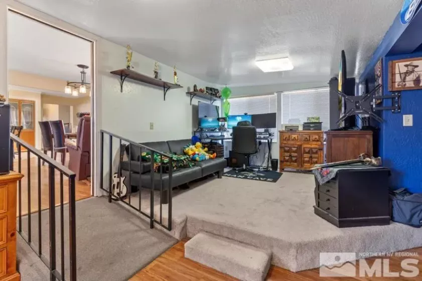 613 Ivy, Carson City, Nevada 89703, 3 Bedrooms Bedrooms, ,2 BathroomsBathrooms,Residential,Residential,Ivy,240013721