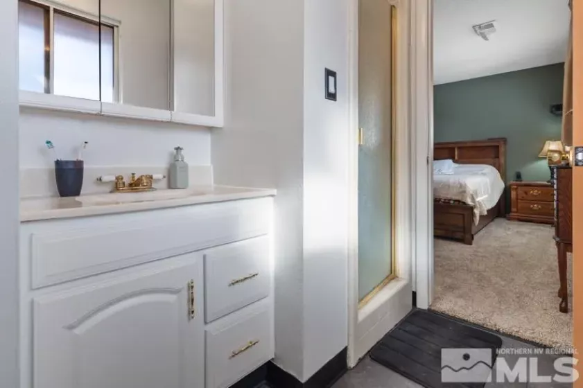 613 Ivy, Carson City, Nevada 89703, 3 Bedrooms Bedrooms, ,2 BathroomsBathrooms,Residential,Residential,Ivy,240013721