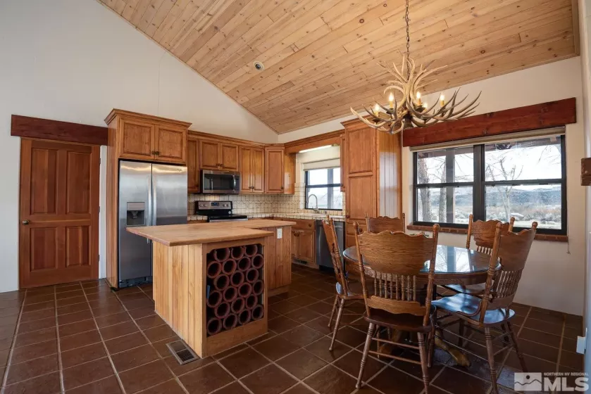 630 Chambers, Woodfords, California 96120, 3 Bedrooms Bedrooms, ,2 BathroomsBathrooms,Residential,Residential,Chambers,240015161