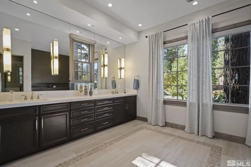20588 Chanson, Reno, Nevada 89511, 4 Bedrooms Bedrooms, ,6 BathroomsBathrooms,Residential,Residential,Chanson,250000174