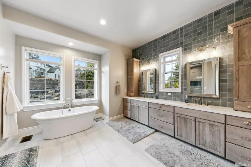 4300 Beaujolais, Reno, Nevada 89511, 4 Bedrooms Bedrooms, ,5 BathroomsBathrooms,Residential,Residential,Beaujolais,250004053