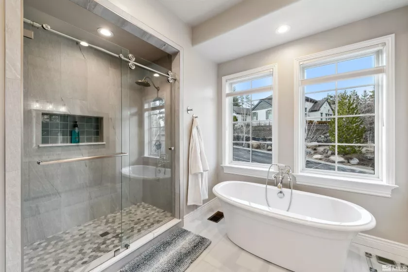 4300 Beaujolais, Reno, Nevada 89511, 4 Bedrooms Bedrooms, ,5 BathroomsBathrooms,Residential,Residential,Beaujolais,250004053