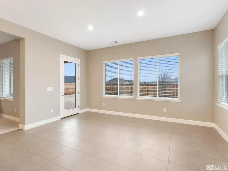 11641 Vista Park, Sparks, Nevada 89441, 4 Bedrooms Bedrooms, ,3 BathroomsBathrooms,Residential,Residential,Vista Park,250003221