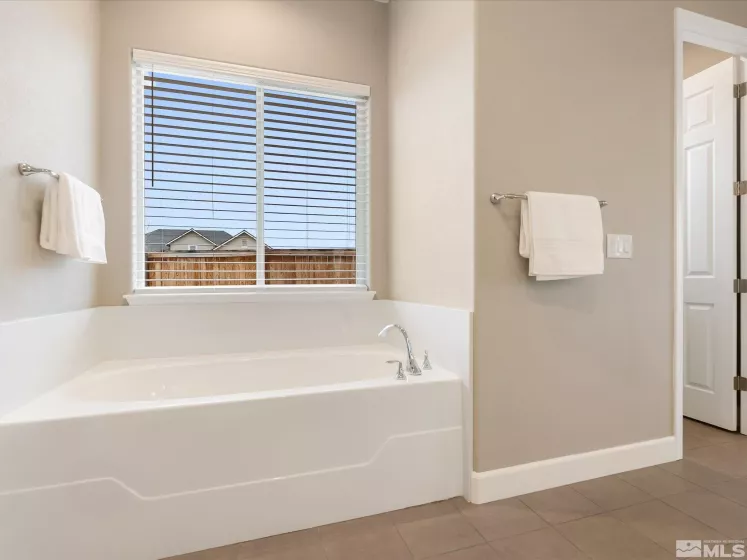 11641 Vista Park, Sparks, Nevada 89441, 4 Bedrooms Bedrooms, ,3 BathroomsBathrooms,Residential,Residential,Vista Park,250003221