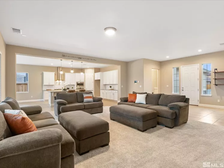 11641 Vista Park, Sparks, Nevada 89441, 4 Bedrooms Bedrooms, ,3 BathroomsBathrooms,Residential,Residential,Vista Park,250003221