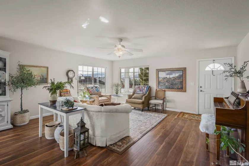 18190 Cody, Reno, Nevada 89508, 4 Bedrooms Bedrooms, ,3 BathroomsBathrooms,Residential,Residential,Cody,250002535