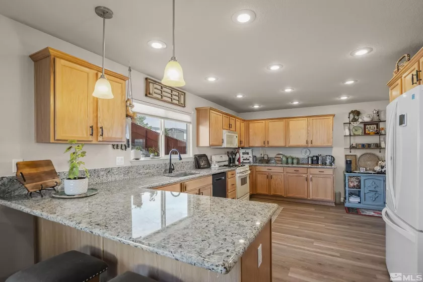 18190 Cody, Reno, Nevada 89508, 4 Bedrooms Bedrooms, ,3 BathroomsBathrooms,Residential,Residential,Cody,250002535