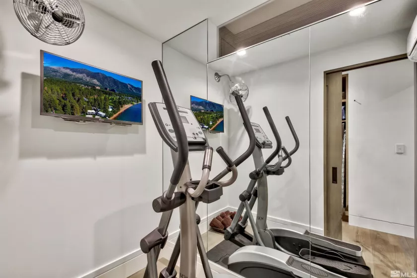 9 Beach Club, Stateline, Nevada 89449, 5 Bedrooms Bedrooms, ,6 BathroomsBathrooms,Residential,Residential,Beach Club,240007509