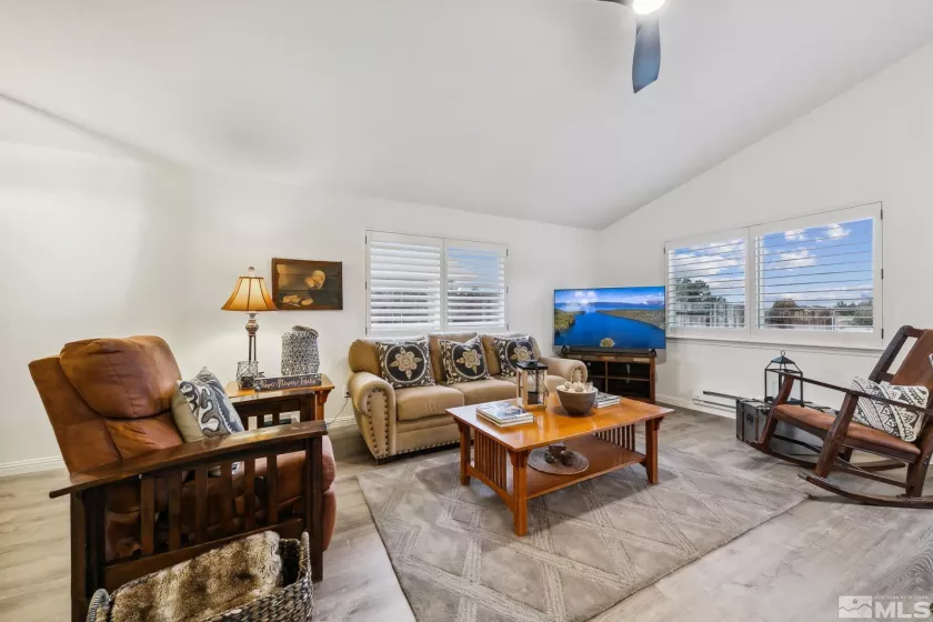 10 Conner, Gardnerville, Nevada 89410, 2 Bedrooms Bedrooms, ,2 BathroomsBathrooms,Residential,Residential,Conner,240015207