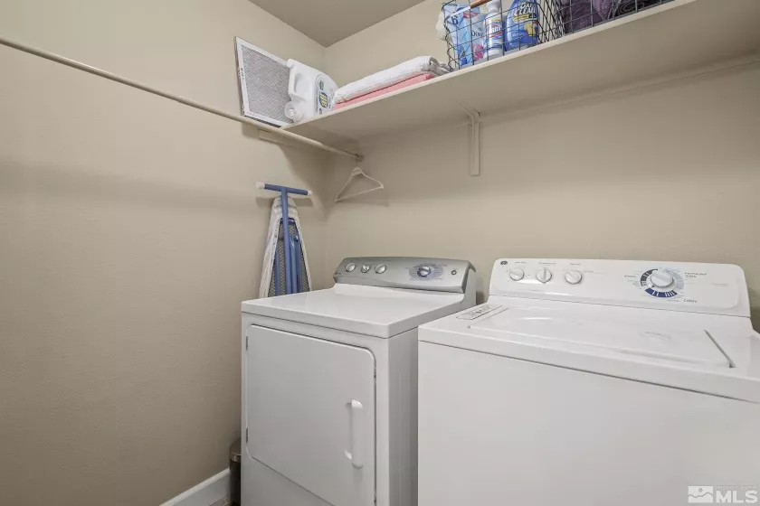 4889 Pescadero, Sparks, Nevada 89436, 2 Bedrooms Bedrooms, ,2 BathroomsBathrooms,Residential,Residential,Pescadero,240013003