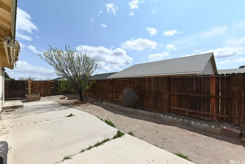 2129 Fort Bridger, Fernley, Nevada 89408, 3 Bedrooms Bedrooms, ,2 BathroomsBathrooms,Residential,Residential,Fort Bridger,250004132