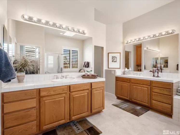 3502 Painted Vista, Reno, Nevada 89511, 3 Bedrooms Bedrooms, ,2 BathroomsBathrooms,Residential,Residential,Painted Vista,250004130