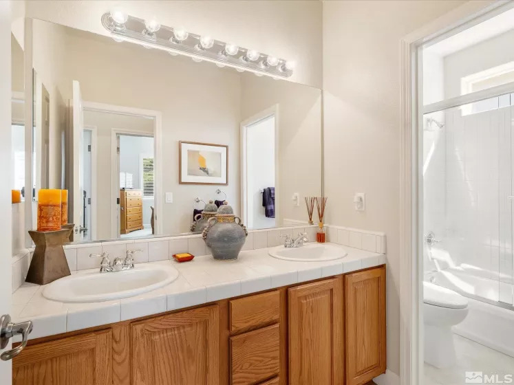 3502 Painted Vista, Reno, Nevada 89511, 3 Bedrooms Bedrooms, ,2 BathroomsBathrooms,Residential,Residential,Painted Vista,250004130