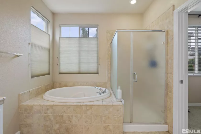 6658 Abbotswood, Sparks, Nevada 89436, 4 Bedrooms Bedrooms, ,3 BathroomsBathrooms,Residential,Residential,Abbotswood,240010940