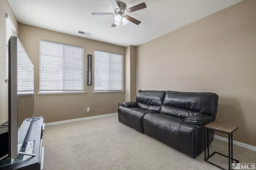6658 Abbotswood, Sparks, Nevada 89436, 4 Bedrooms Bedrooms, ,3 BathroomsBathrooms,Residential,Residential,Abbotswood,240010940