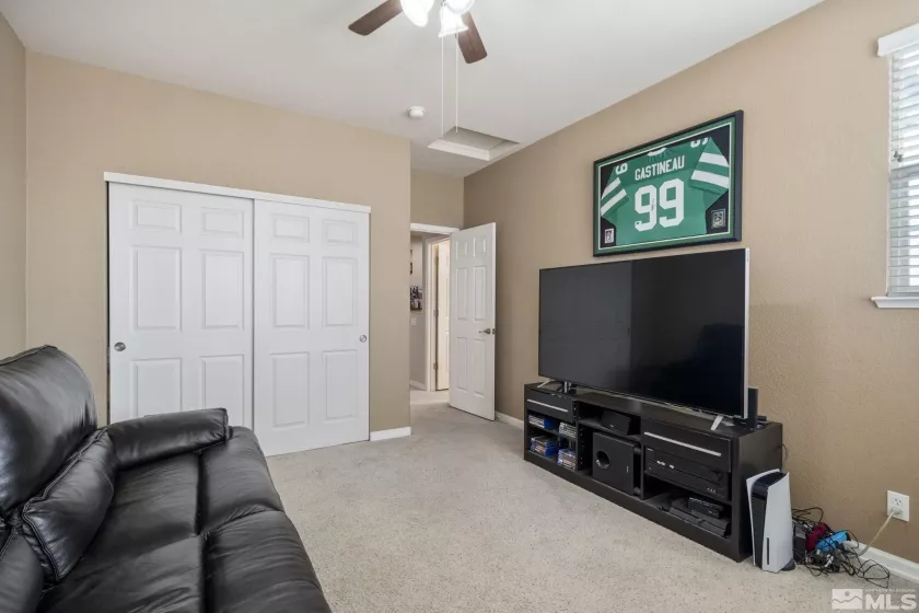 6658 Abbotswood, Sparks, Nevada 89436, 4 Bedrooms Bedrooms, ,3 BathroomsBathrooms,Residential,Residential,Abbotswood,240010940