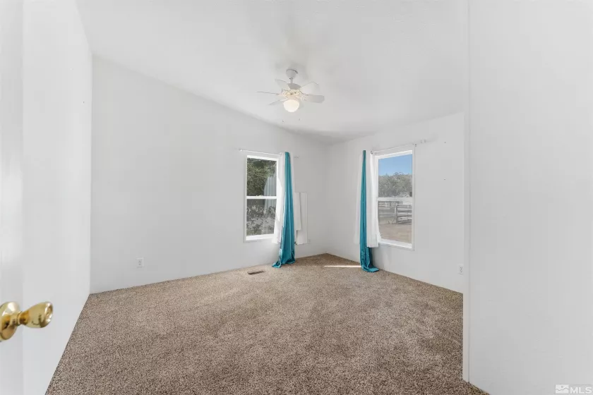 1414 Lahontan, Silver Springs, Nevada 89429, 3 Bedrooms Bedrooms, ,2 BathroomsBathrooms,Residential,Residential,Lahontan,240011863