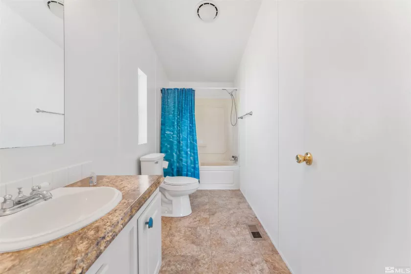 1414 Lahontan, Silver Springs, Nevada 89429, 3 Bedrooms Bedrooms, ,2 BathroomsBathrooms,Residential,Residential,Lahontan,240011863